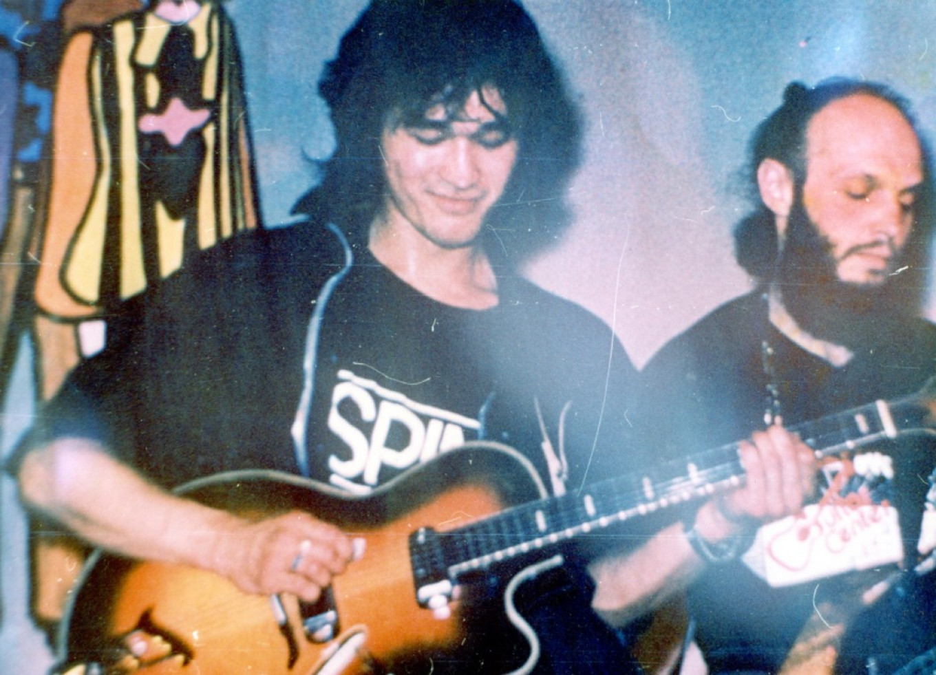 
					Viktor Tsoi and Alexander Lipnitsky					 					© Alexander Lipnitsky archive 				