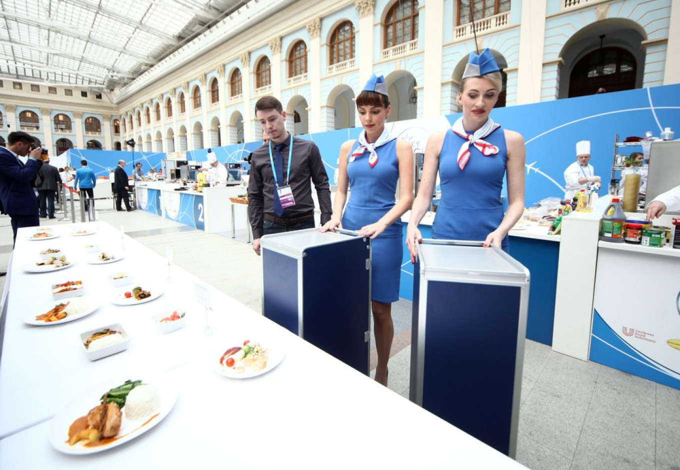 
					Russian airline catering company Aeromar organizes the event every year.					 					Sergei Vedyashkin / Moskva News Agency				