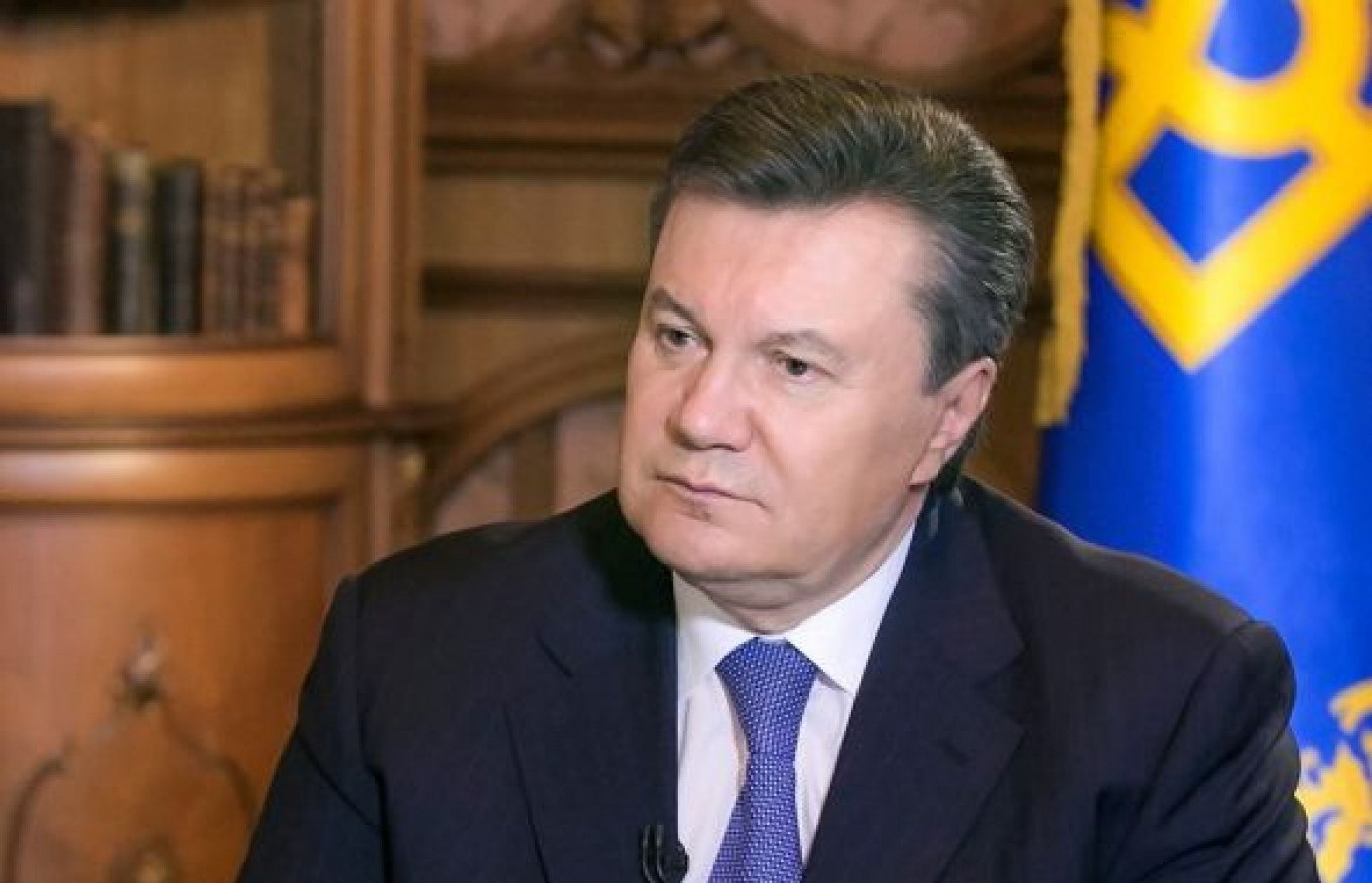 Yanukovych Agrees to Early Vote in Bid to End Crisis in Ukraine