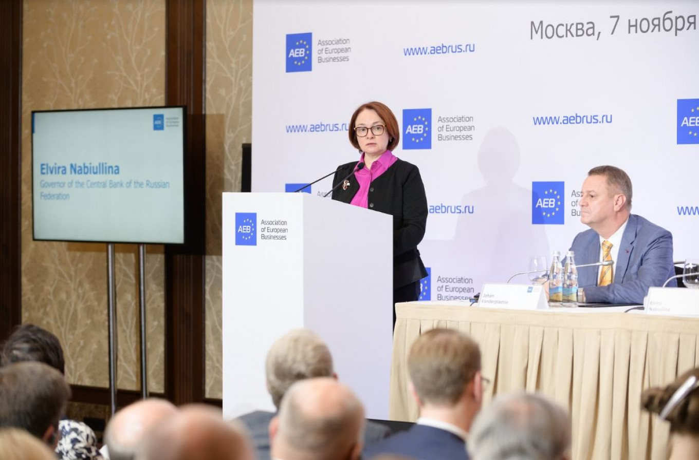 
					Central Bank governor Elvira Nabiullina addresses a meeting of AEB members.					 					AEB				