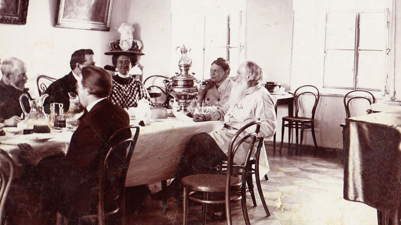 
					Tea with Leo Tolstoy at Yasnaya Polyana, May 1908					 					Photograph by P.E. Kulakov				