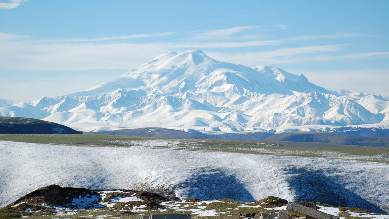 
					Mount Elbrus.					 					JukoFF				