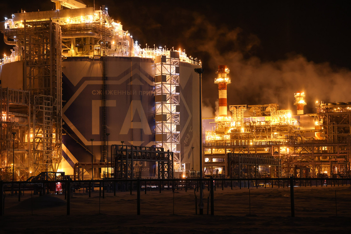 
					Novatek's Arctic LNG 1 project is pictured in the village of Sabetta, Murmansk region.					 					Stanislav Krasilnikov / TASS				