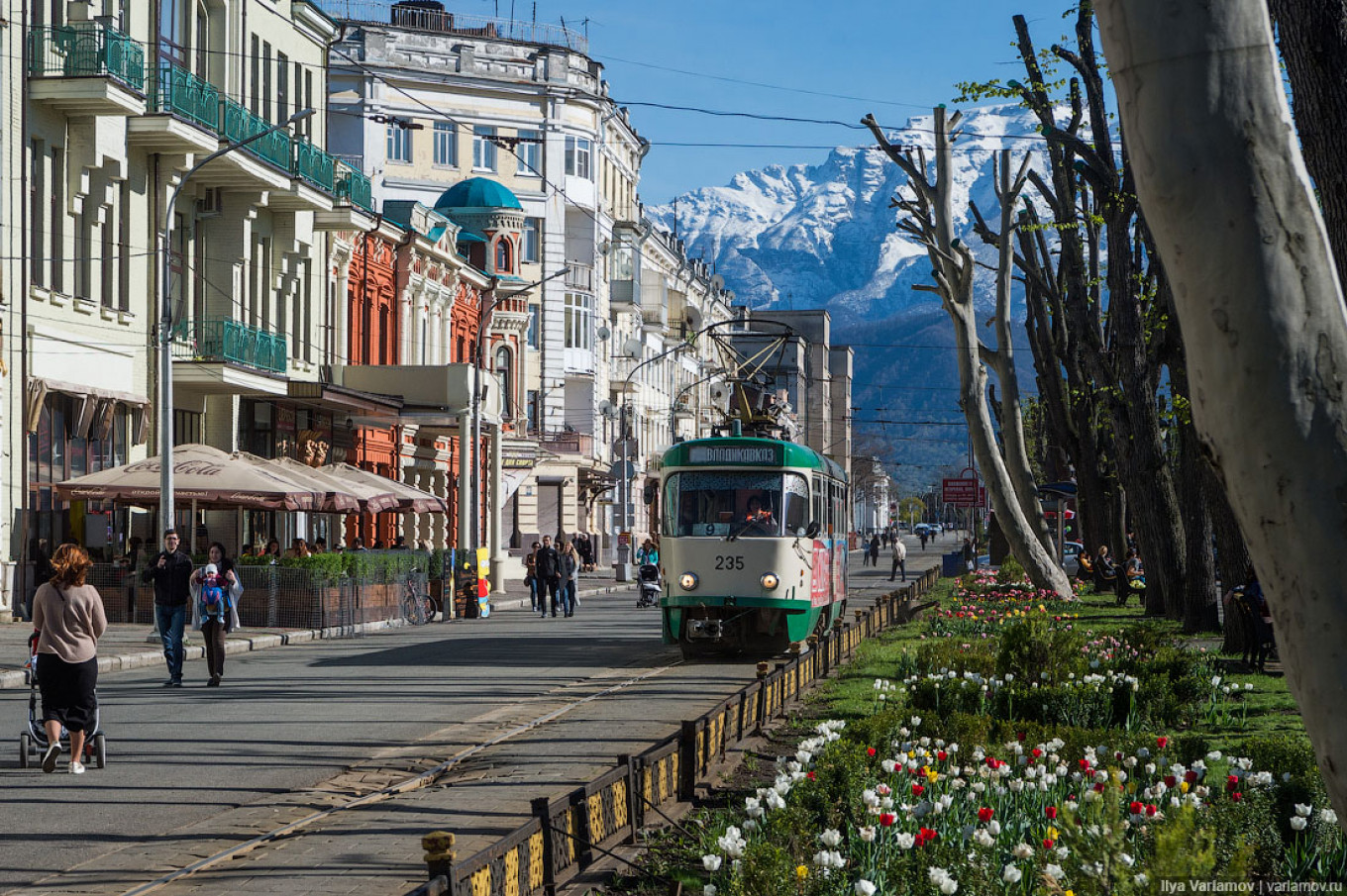 
					The North Ossetian capital of Vladikavkaz is set against a stunning mountain backdrop.					 					ILYA VARLAMOV / ZAGAL.RU				