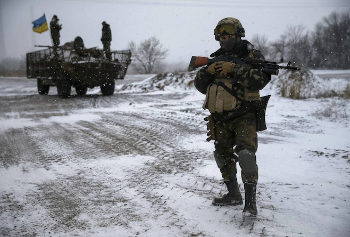 Ukraine Troops Retreat as Embattled Debaltseve Falls to Rebels