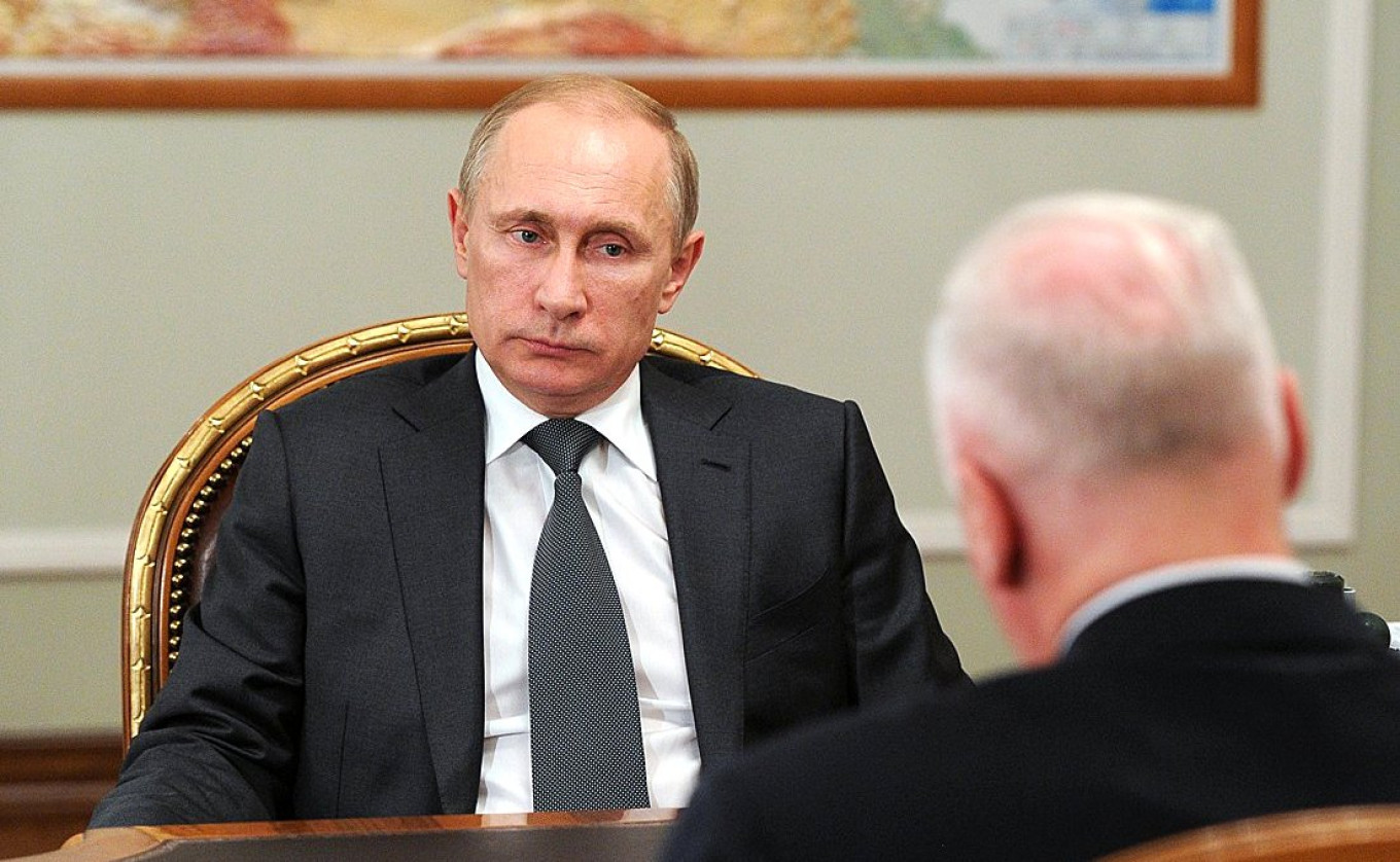 
					Vladimir Putin meets with Bastrykin in February 2015.					 					Kremlin Press Service				