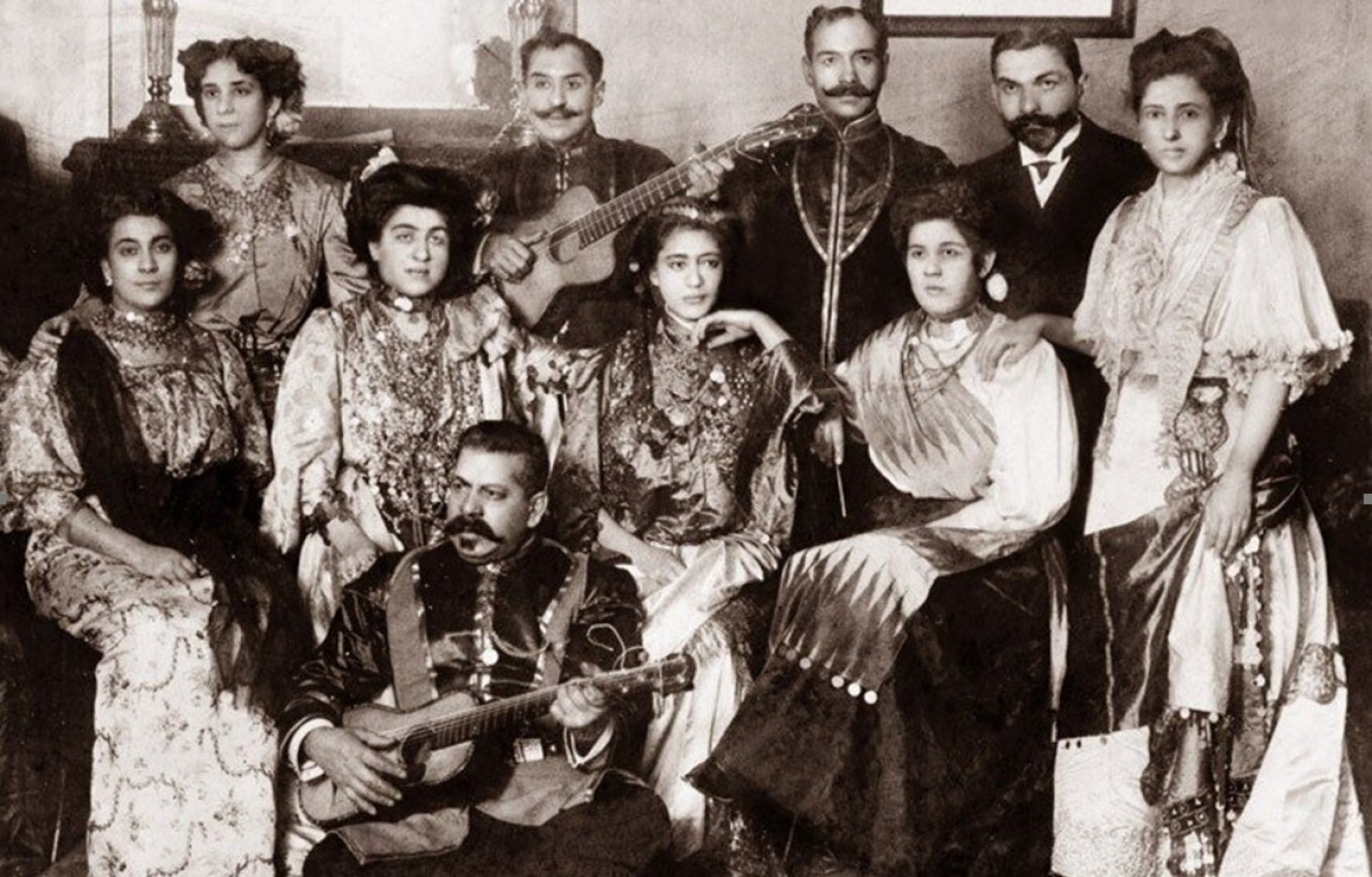 
					 Moscow Roma Choir under the direction of Ivan Lebedev (early 20th century)					 					Courtesy of authors				