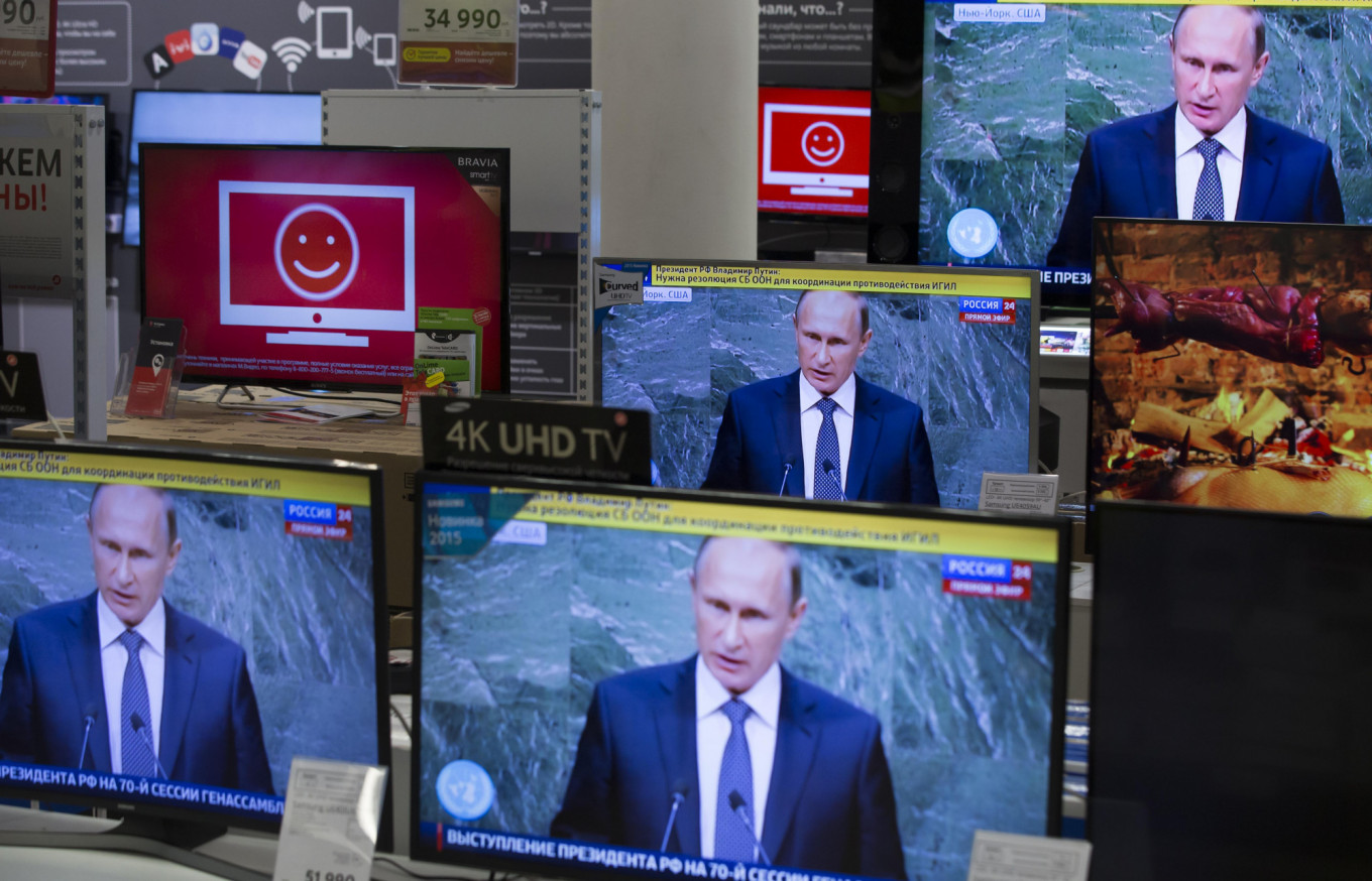 Television Continues To Decline In Russia As Internet News Takes Hold