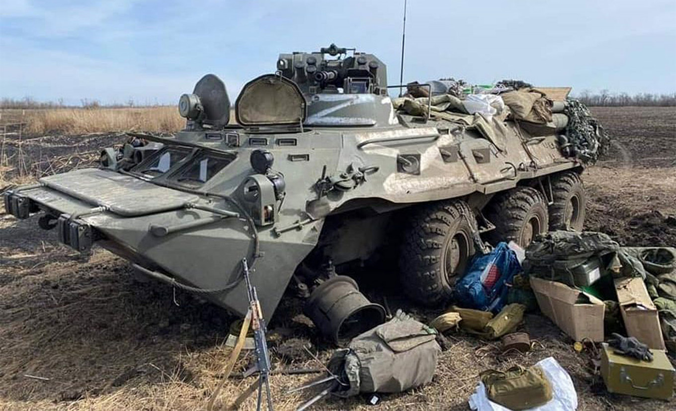 
					A destroyed Russian military vehicle in Ukraine.					 					armyinform.com.ua (CC BY 4.0)				