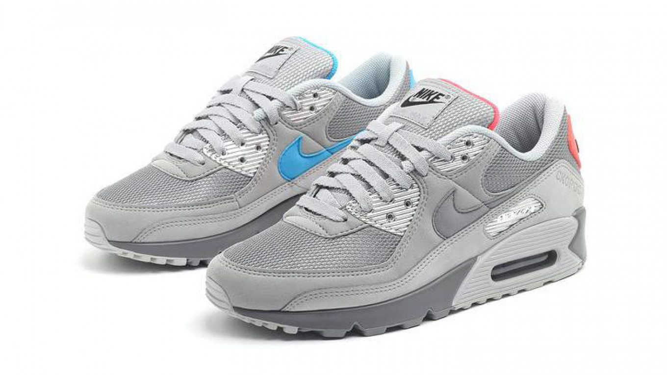 nike shoes gray color