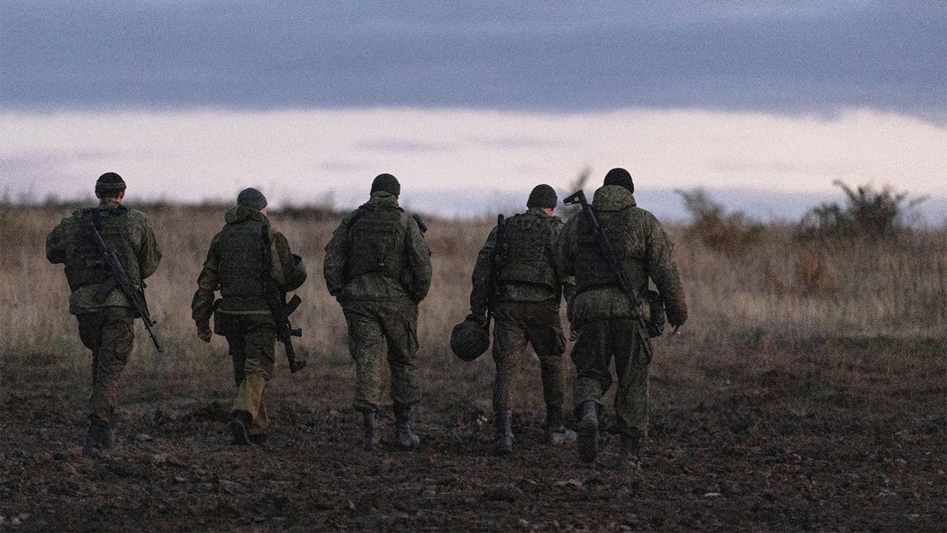 Orang-orang yang dimobilisasi di tentara Rusia.  Stanislav Krasilnikov / TASS