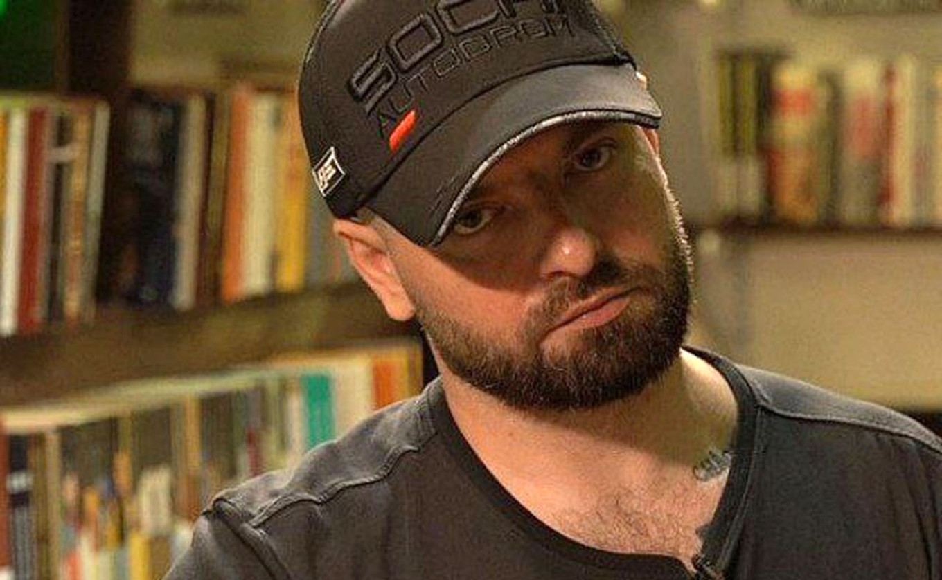 
					Andrei Mikheyev.					 					Social media				