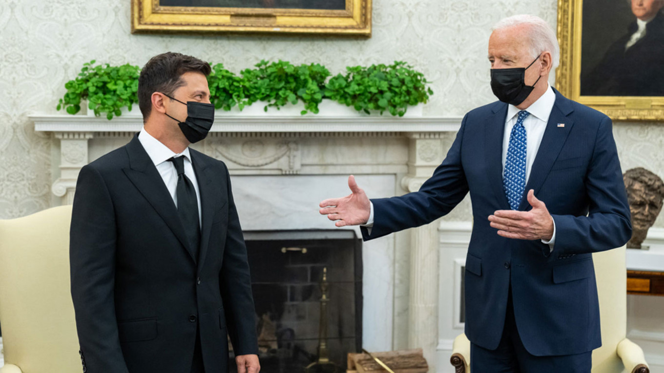 
					U.S. President Joe Biden and Ukrainian President Volodymyr Zelensky.					 					The White House				