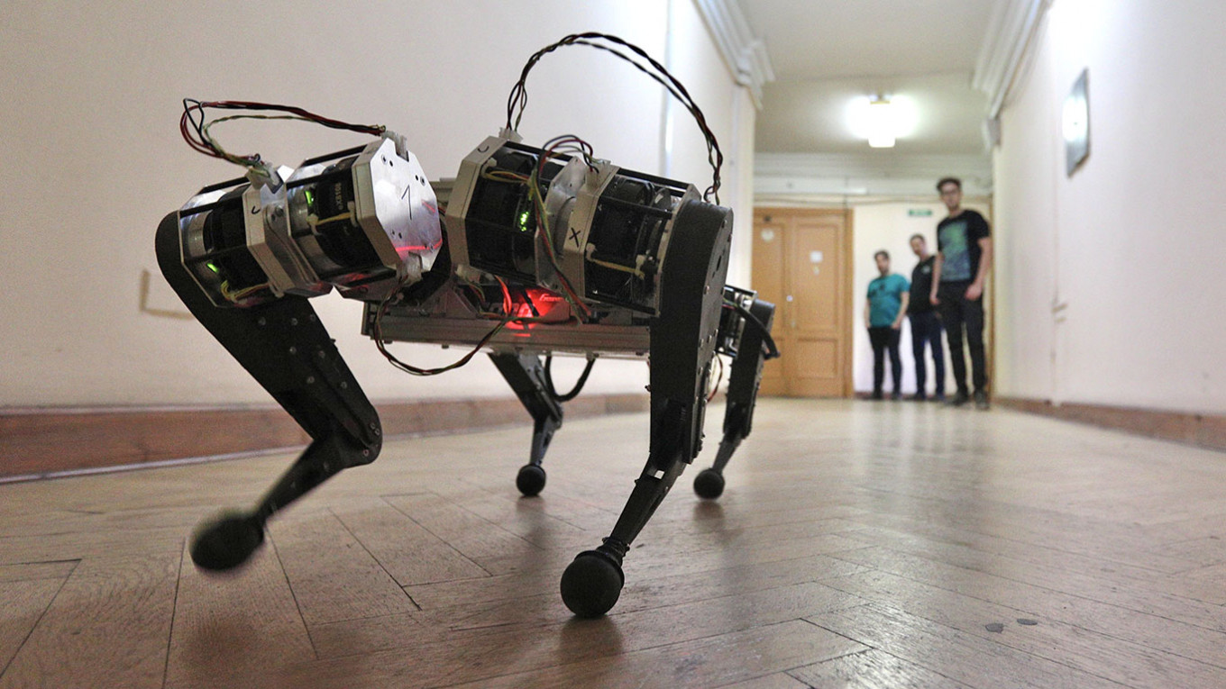 Russia Unveils Its First Robot Dog Prototype The Moscow Times