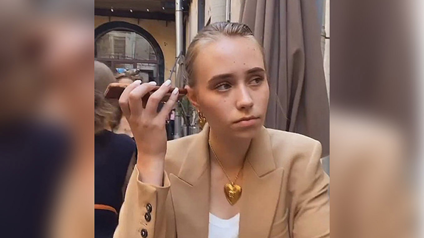 Liza Rudnova (Krivonogikh). Social media