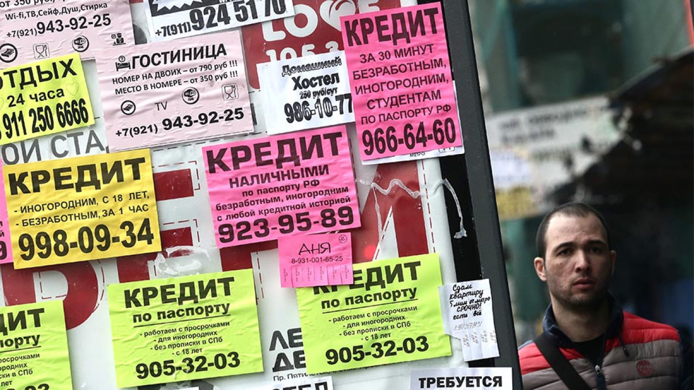 St. Petersburg's Credit Bureau No. 1 says it has seen a spike in customers hoping to refinance previous loans. Denis Vyshinsky / TASS