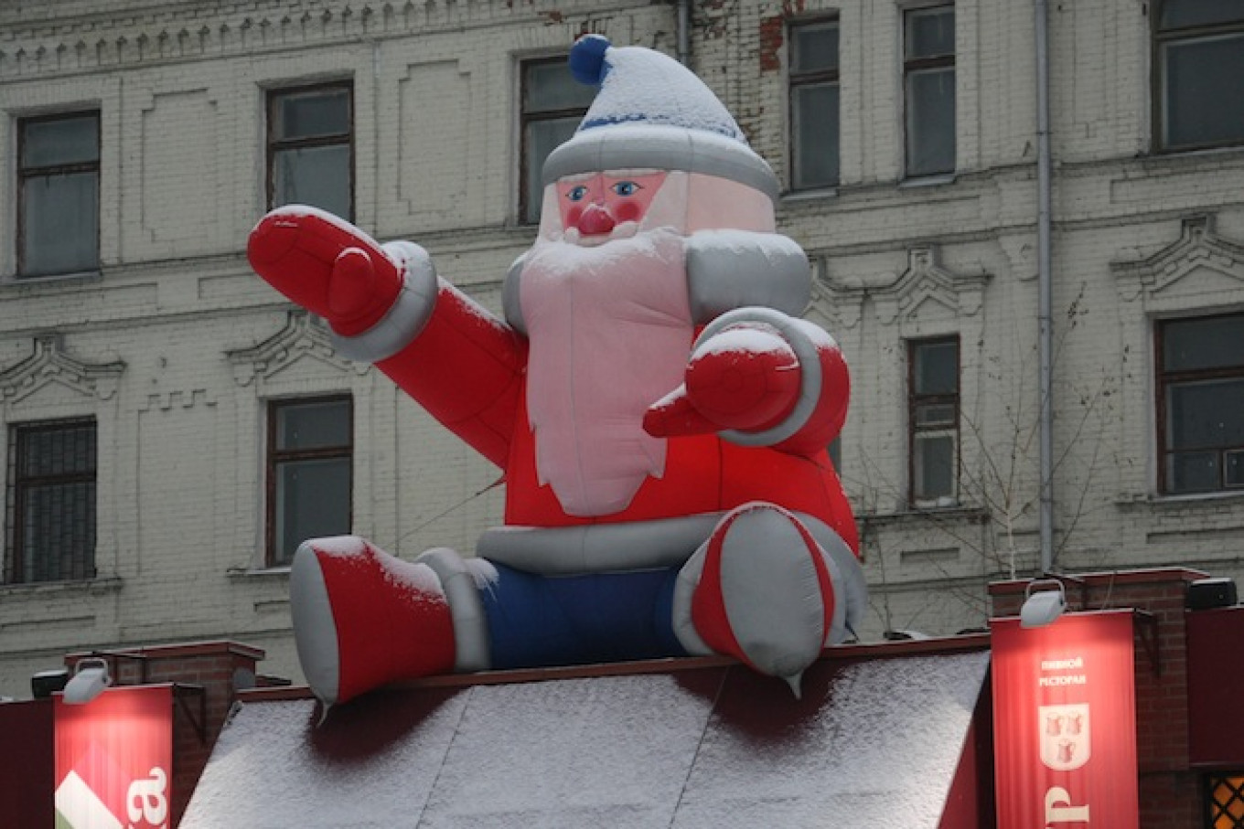 ads-denying-existence-of-russian-santa-claus-raise-outcry-in-moscow