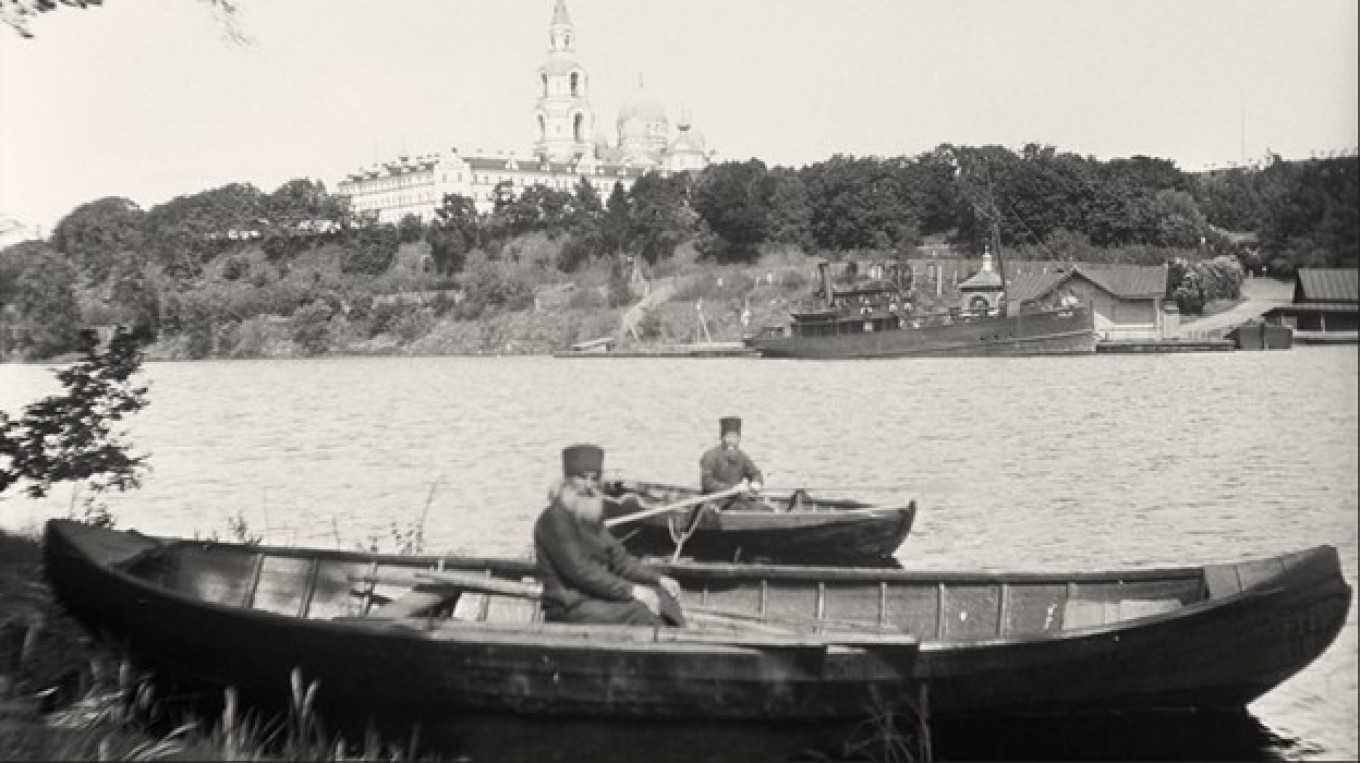 
					Photo of monks and views of Valaam monastery by Einar Erici (1930s).					 					Wikipedia Commons				