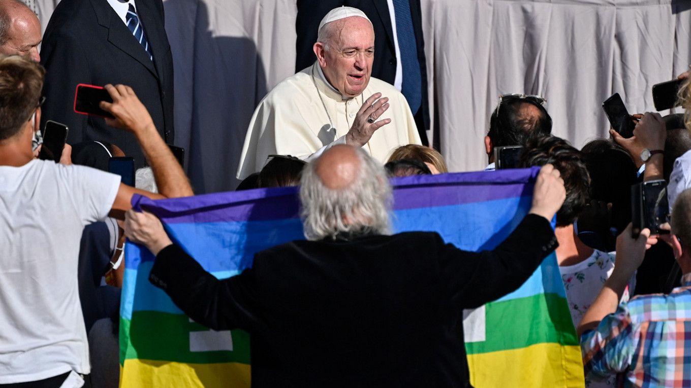 Catholics Will Convert To Orthodoxy Over Popes Lgbt Support Russian