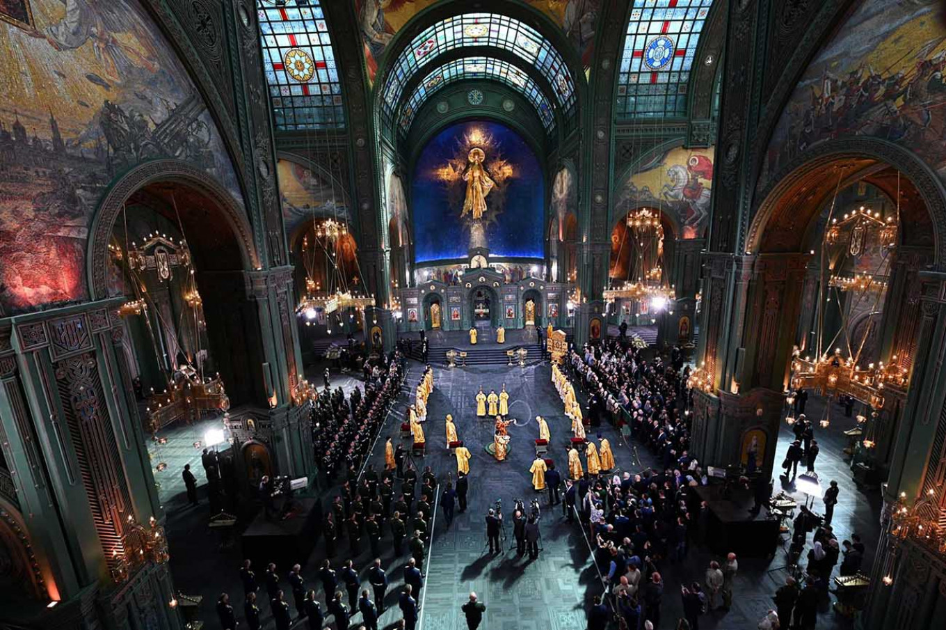 russia-consecrates-grandiose-armed-forces-cathedral-the-moscow-times