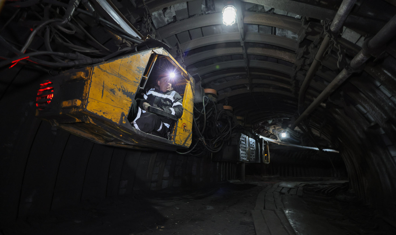 
					A coal mine in the Luhansk region.					 					Alexander Reka / TASS 				