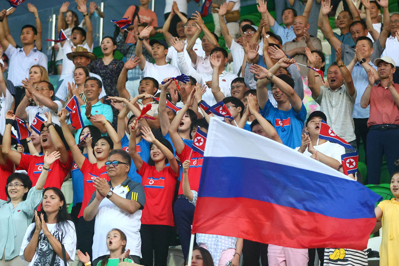 
					Spectators at the match.					 					Yaroslav Chingaev / Moskva News Agency   				