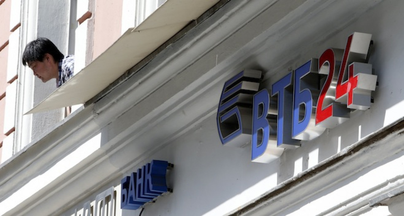 VTB, Bank of Moscow, Rosselkhozbank Brush Off Sanctions