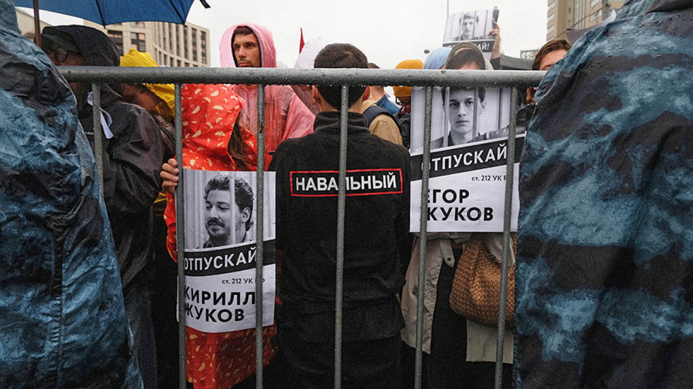 Student groups have gone ahead and planned their own rally in support of young people facing prison time. Violetta Nadbitova / MT