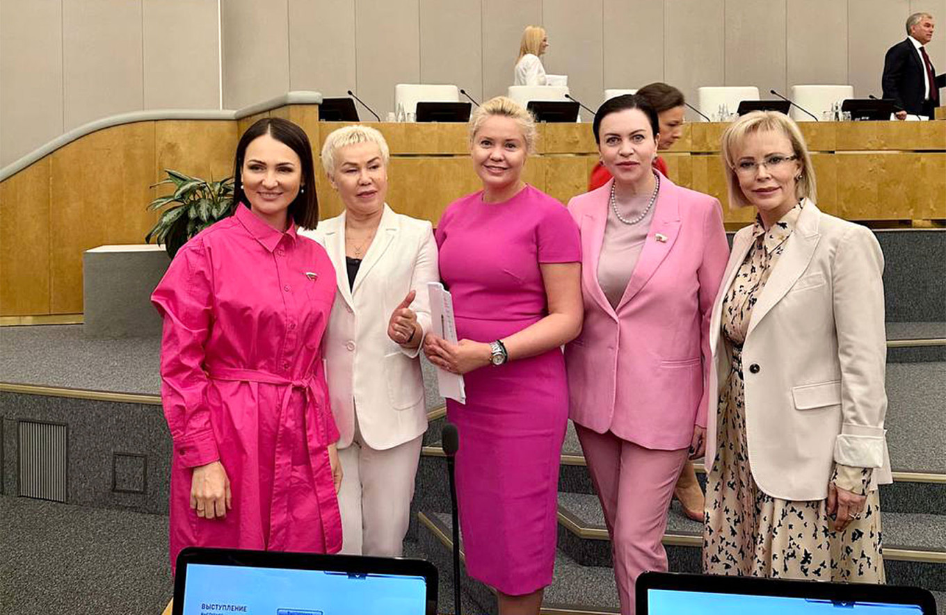 
					Women lawmakers in the State Duma.					 					Maria Vasilkova, member of the State Duma Industry and Trade Committee / Telegram				