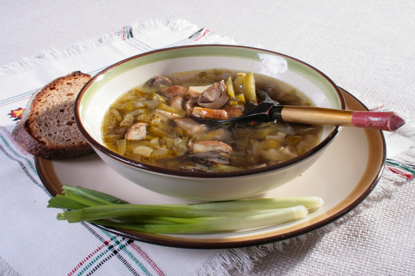 
					Mushroom kalya					 					Pavel and Olga Syutkin				