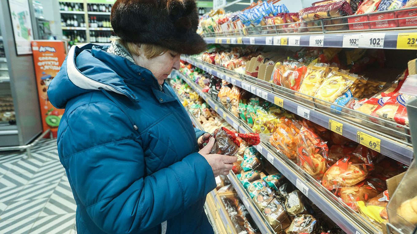 
					Food prices have risen in Russia due to high inflation.					 					Alexei Belkin / Business Online / TASS				