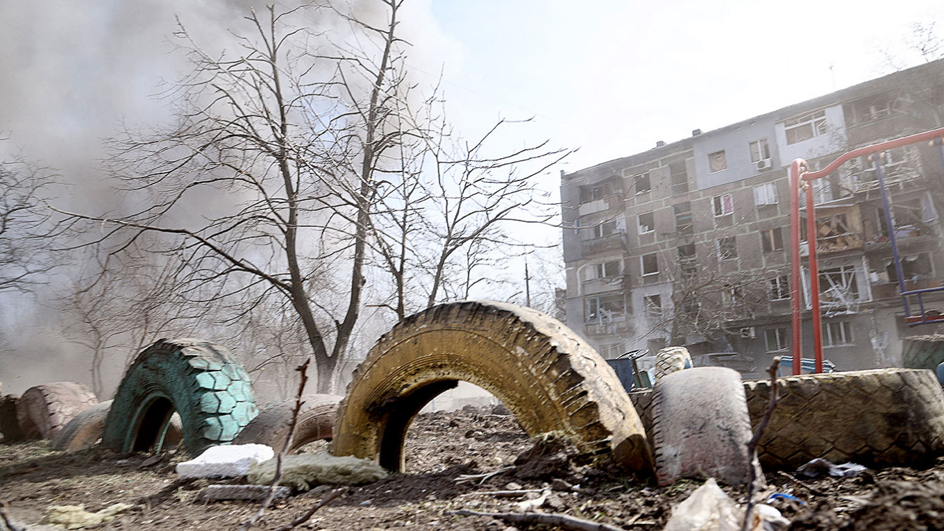 EU-Beamter verurteilt Russlands „groß angelegtes Kriegsverbrechen“ in Mariupol