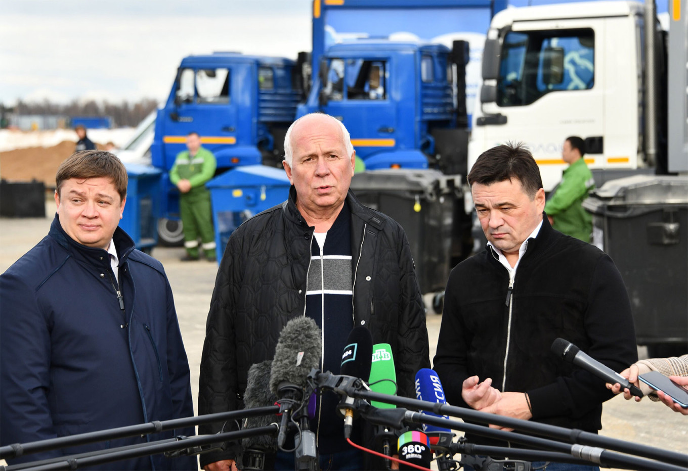 
					From left: RT-Invest CEO Andrei Shipelov, Rostec State Corporation CEO Sergei Chemezov and Moscow region Governor Andrei Vorobyev open a waste processing plant in Myachkovo in 2019.					 					Igor Ivanko / Moskva News Agency				