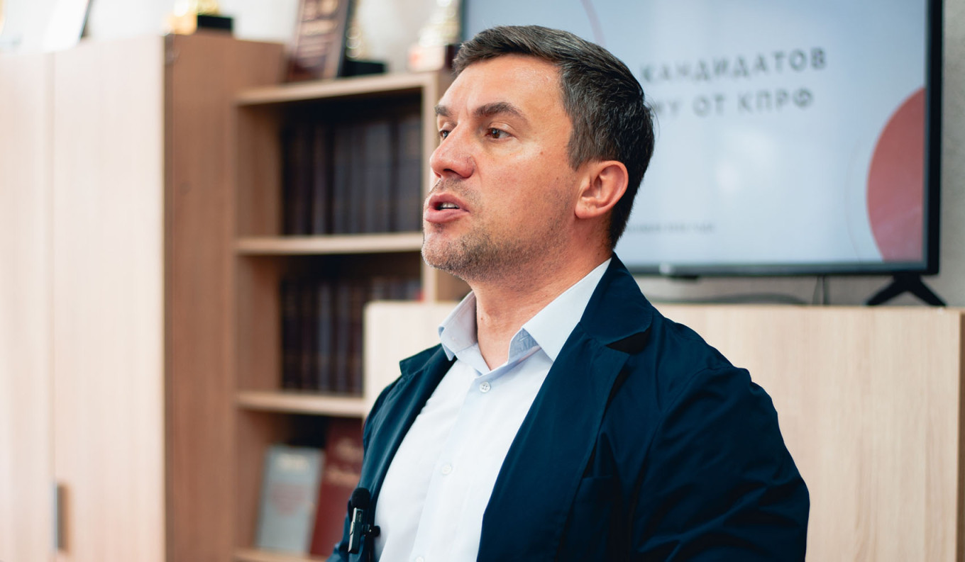 
					Nikolai Bondarenko.					 					kprf.ru				