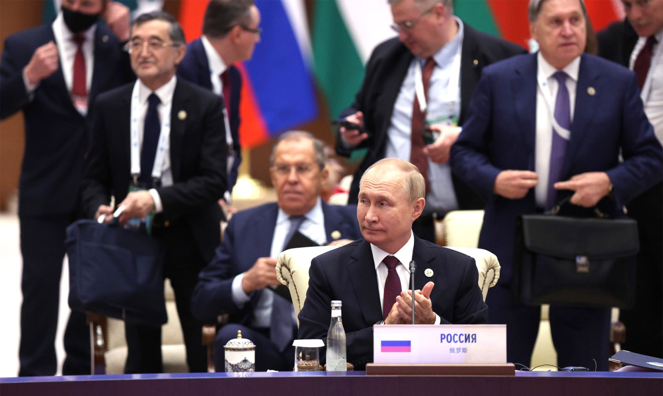 
					Vladimir Putin at a meeting of the Shanghai Cooperation Organization (SCO) in Uzbekistan.					 					TASS / kremlin.ru				