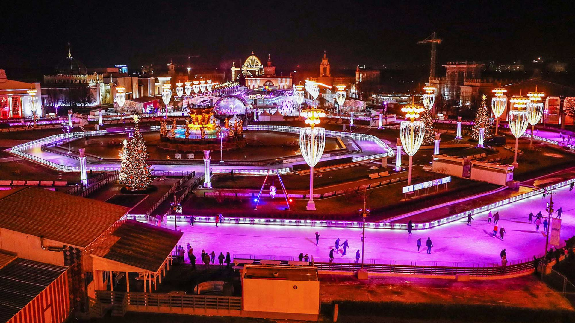 Moscow Unveils A Winter Fairytale At Europe s Largest Ice Rink The moscow-unveils-a-winter-fairytale-at-europe-s-largest-ice-rink-the