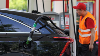 themoscowtimes.com - Russia's Fuel Market Partially 'Stabilizing,' Deputy PM Novak Says