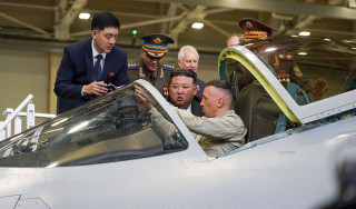 North Korea's Kim Tours Russian Fighter Jet Plant - Vimarsana News