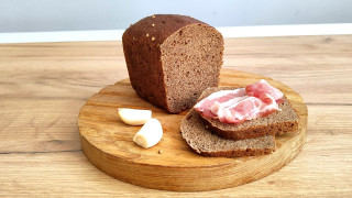 Borodinsky Steak: Meat and Bread in One - The Moscow Times - Vimarsana News