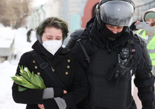 'Weapons of the Weak': Why Does the Russian Opposition Need a Feminist Lens? - Vimarsana News