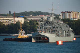 Ukraine Says Struck Russian Ship in Annexed Crimea - Vimarsana News