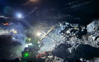 themoscowtimes.com - 8 Trapped After Permafrost Thaw Triggers Coal Mine Collapse in Russia's Far East