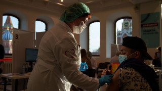 Russia Faces Up to Huge Covid Death Toll and Vaccine Skepticism - Vimarsana News