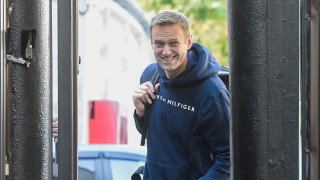 To Jail or Not to Jail: Kremlin in Bind Over Navalny Return - Vimarsana News