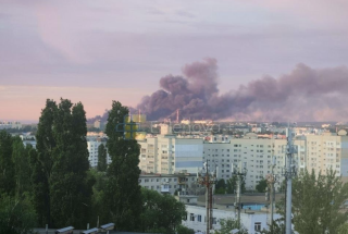 themoscowtimes.com - AFP - Kyiv Says Struck Russian Pipeline and Oil Depot