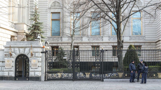 Russian Diplomat With FSB Links Found Dead Outside Berlin Embassy – Reports - Vimarsana News