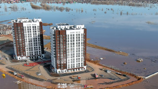Russia's Orenburg Orders Mass Evacuation as City Braces for Flood Peak - Vimarsana News