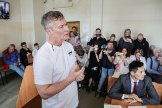 Russian Pop Diva Writes Letter in Support of Opposition Mayor on Trial - Vimarsana News