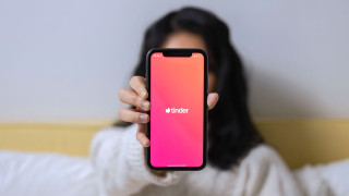 Tinder Leaves Russia With Memes and Dashed Hopes - Vimarsana News