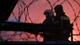 themoscowtimes.com - Ukrainian Drone Attacks Spark Blazes at Seaport and Oil Refinery in Southern Russia